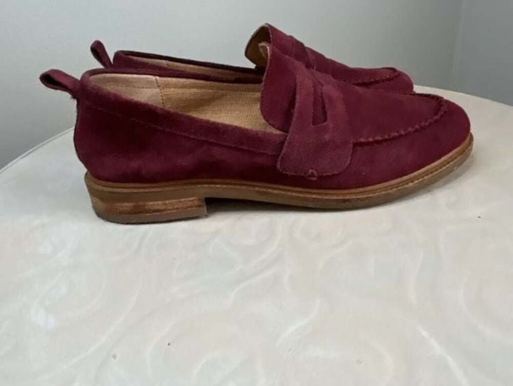 Kelsi Dagger Brooklyn Maroon Suede Penny Loafers Size 7.5 - Picture 4 of 9